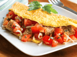 Tomato and Garlic Omelet